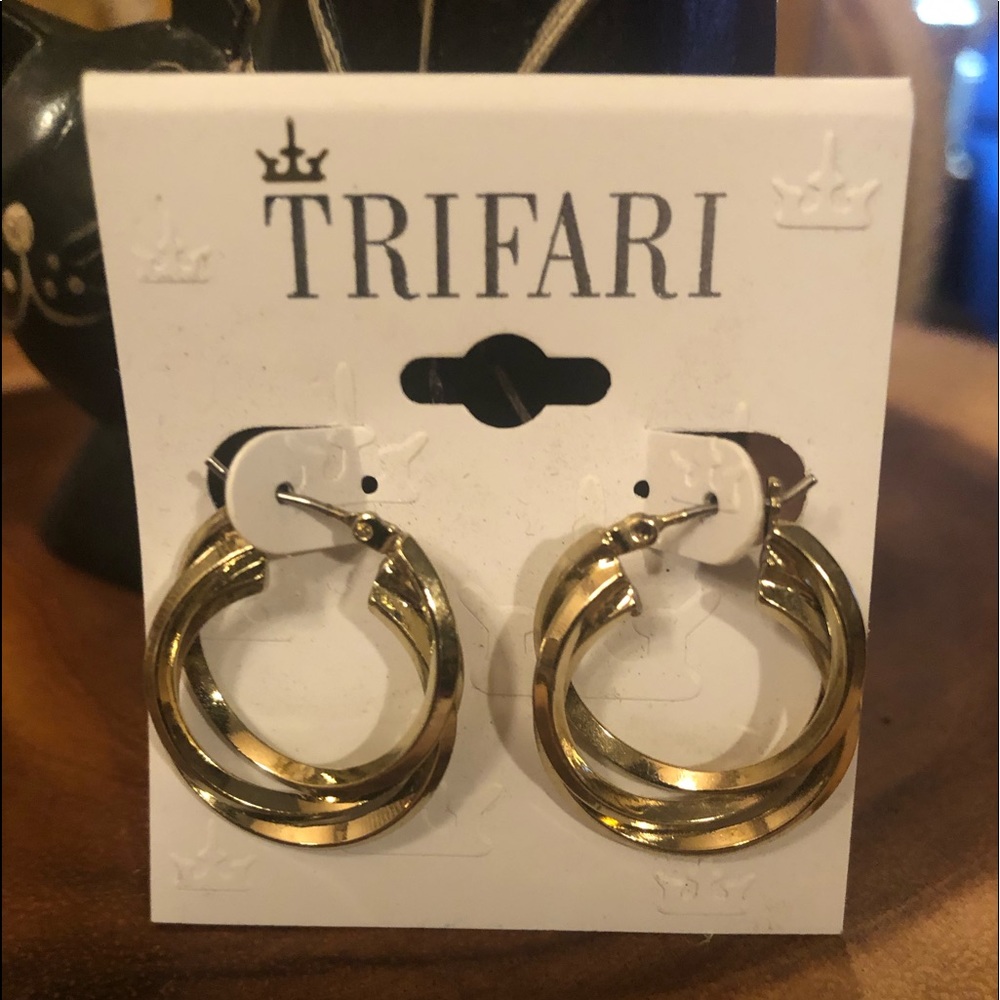 Trifari Gold Tone Triple Tangled Hoops 1” Long